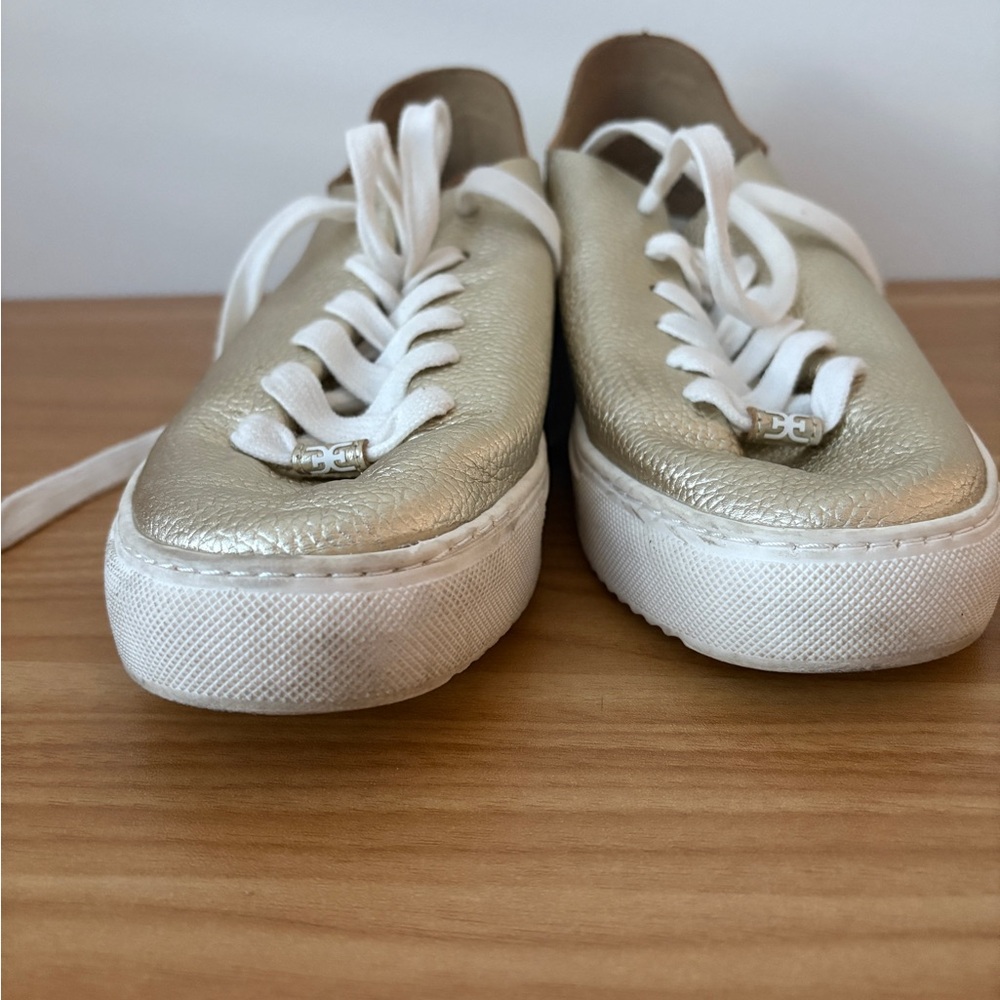 Sam Edelman Metallic Gold Textured Sneakers - Picture 3 of 7